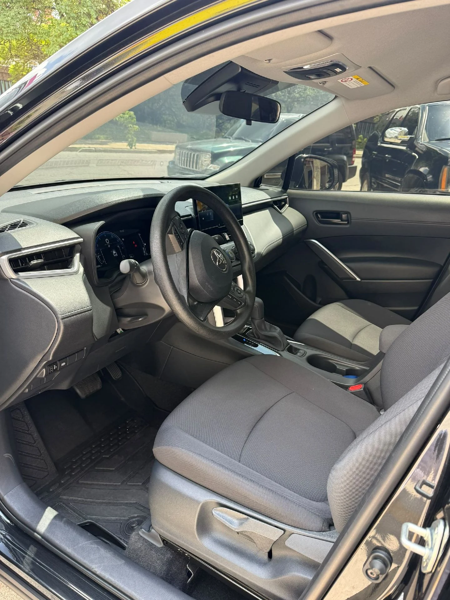 2025 Toyota Corolla Cross Elite — foto 6