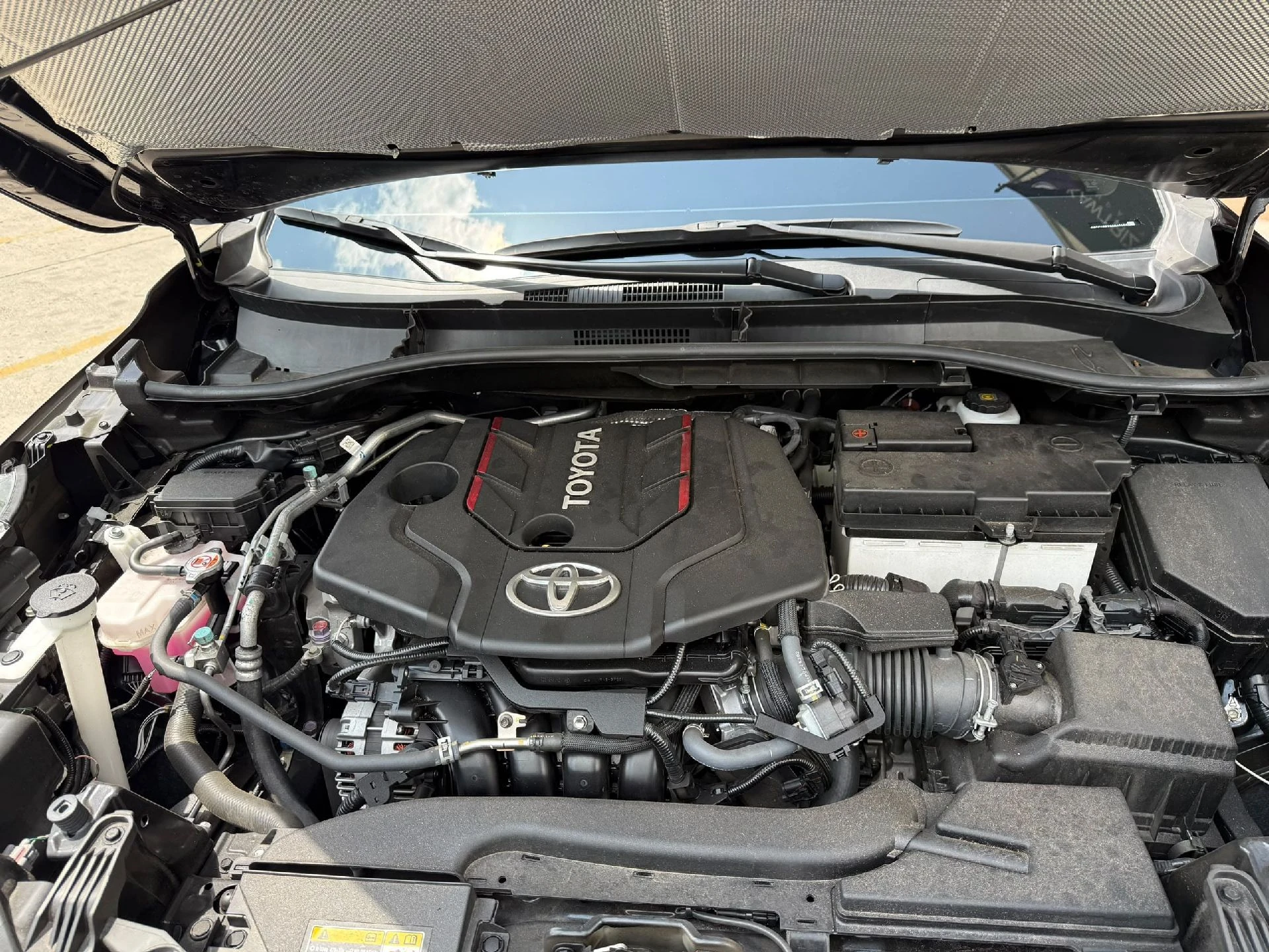 2025 Toyota Corolla Cross Elite — foto 8