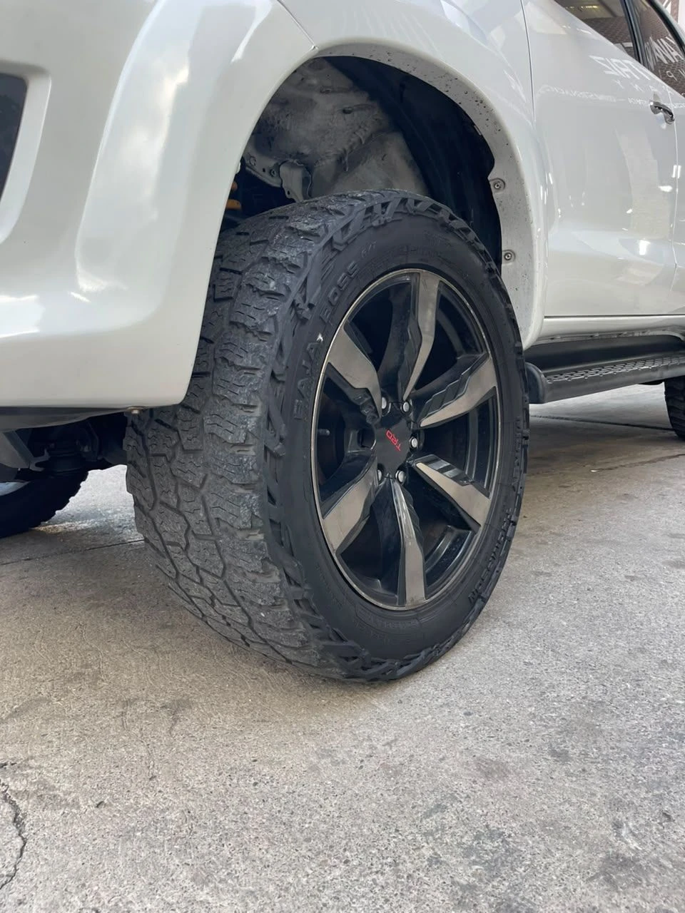 2013 Toyota Fortuner V6 — foto 7