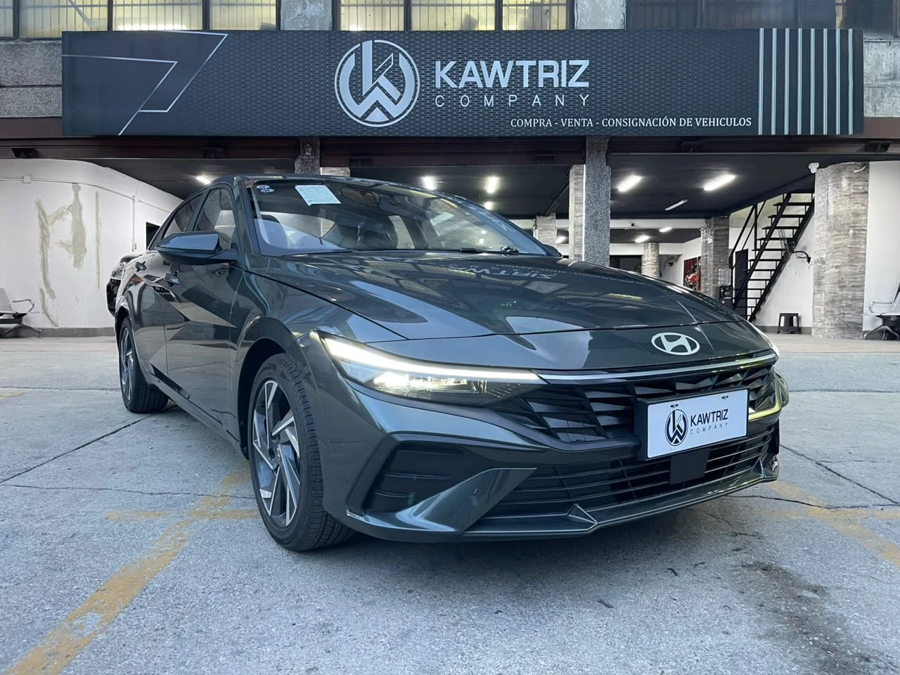 2026 Hyundai Elantra PREMIUM y Elite — foto 2