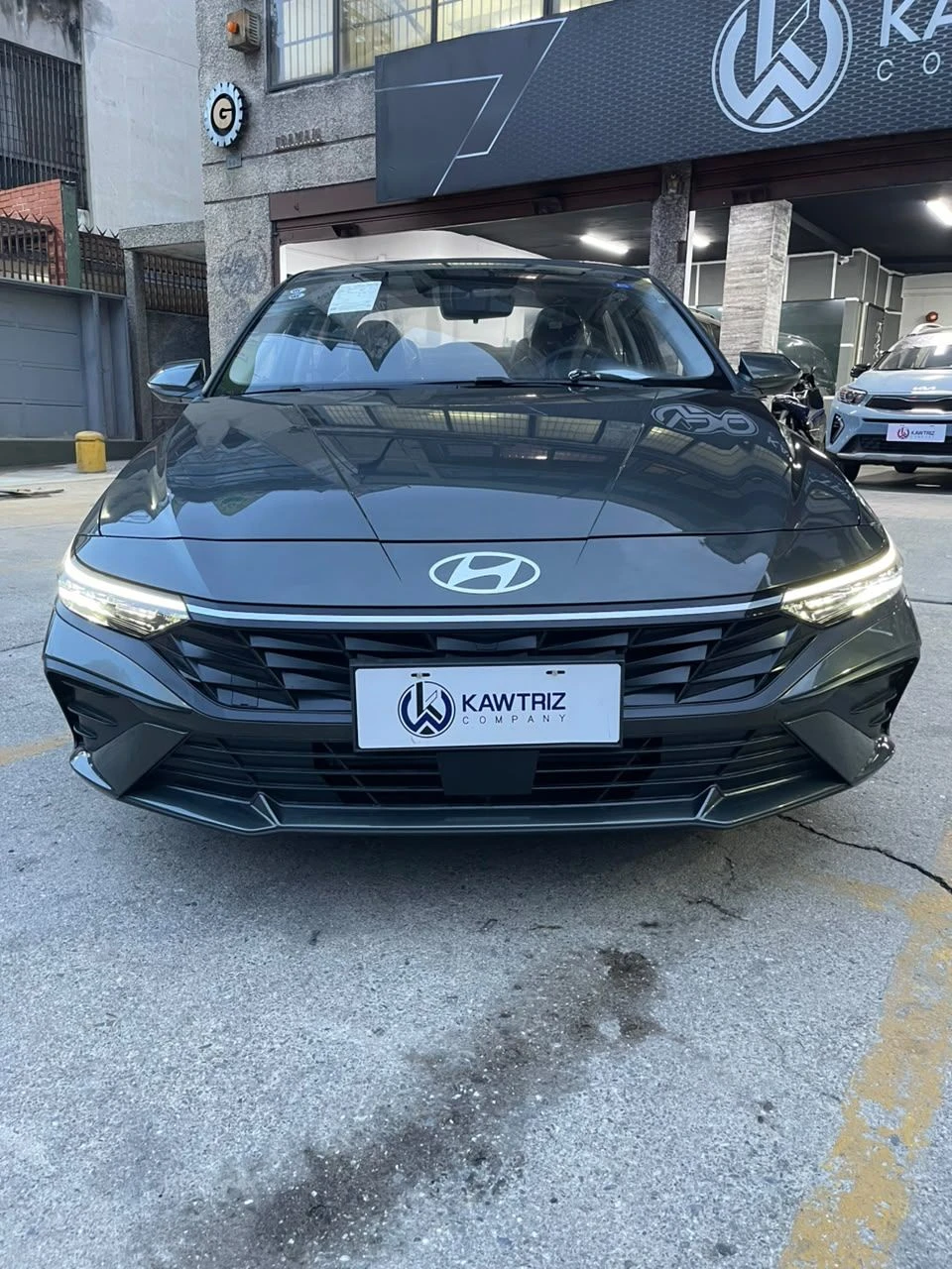 2026 Hyundai Elantra PREMIUM y Elite — foto 3