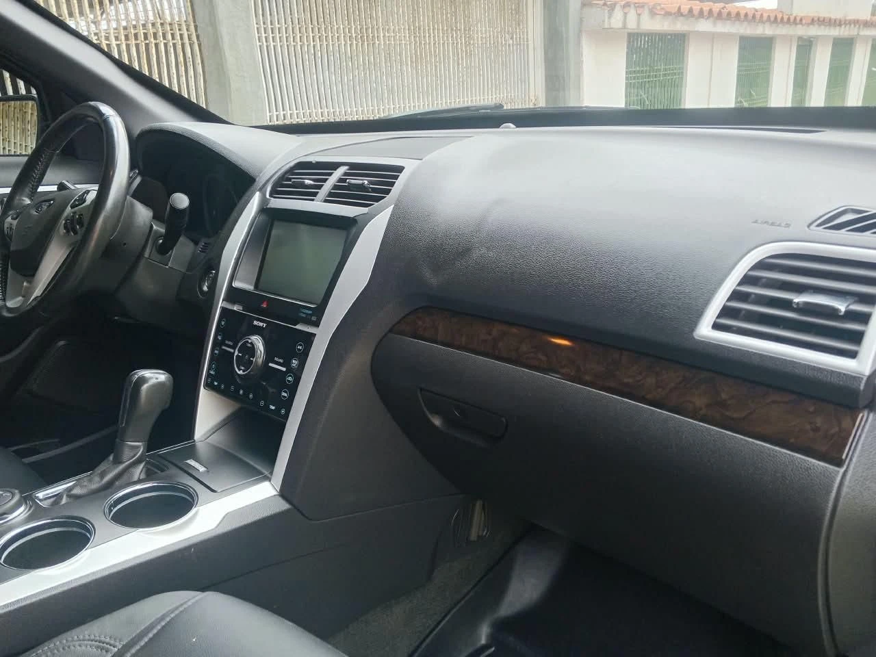 2012 Ford Explorer Limited — foto 13