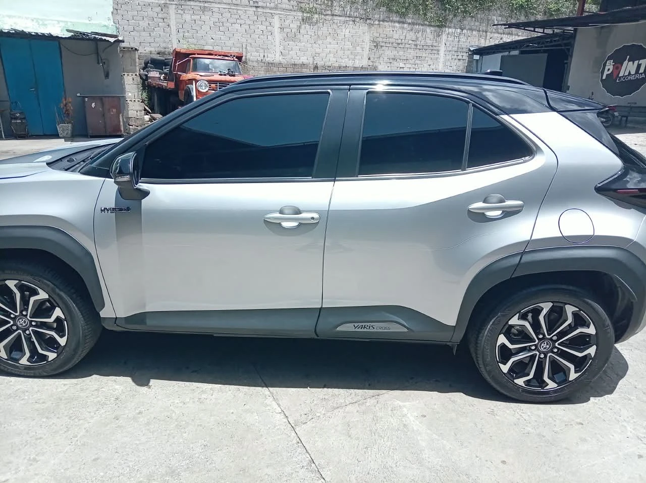 2025 Toyota Corolla Cross Versión japonesa — foto 9