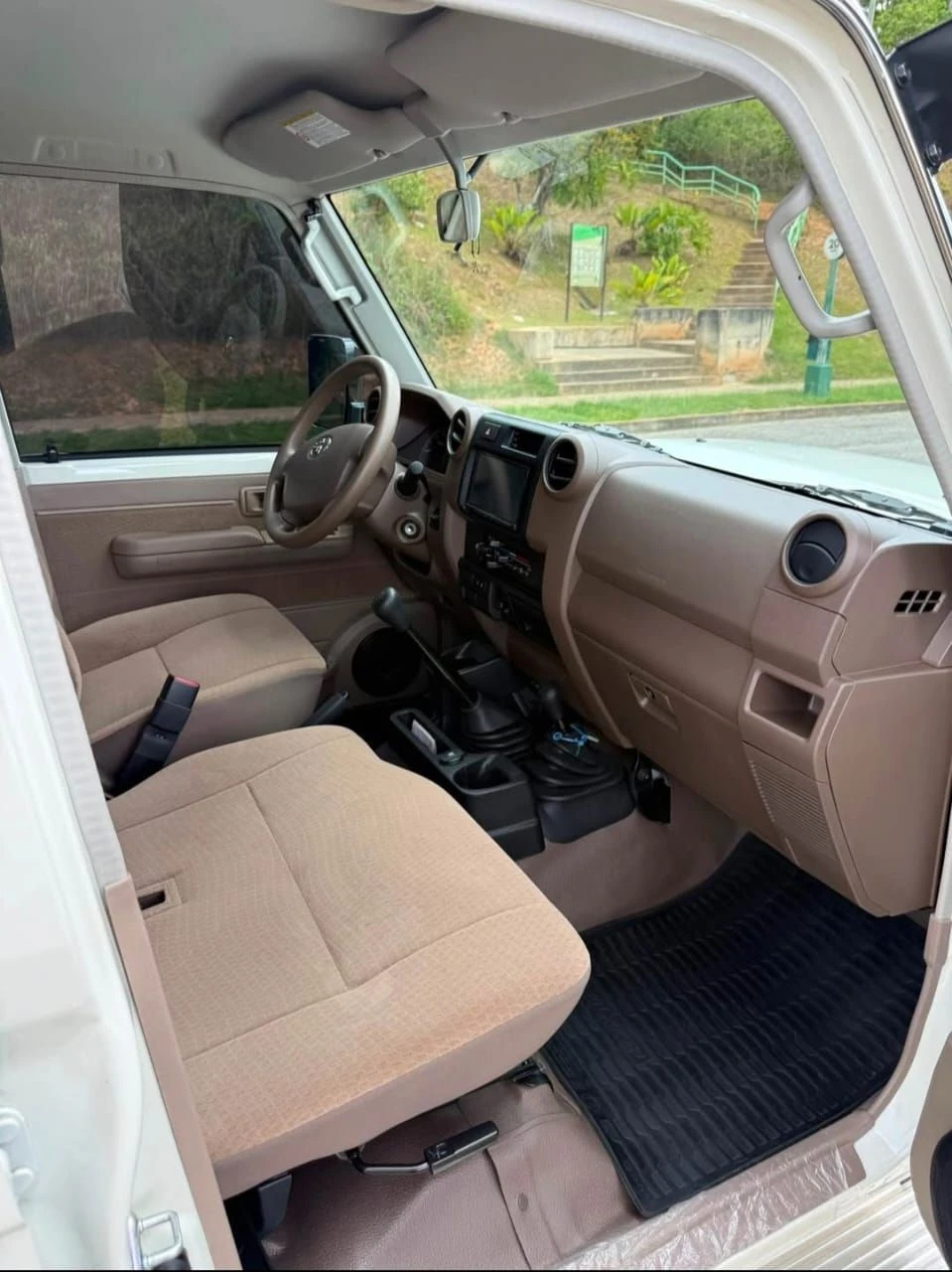 2022 Toyota Land Cruiser Hembrita — foto 9
