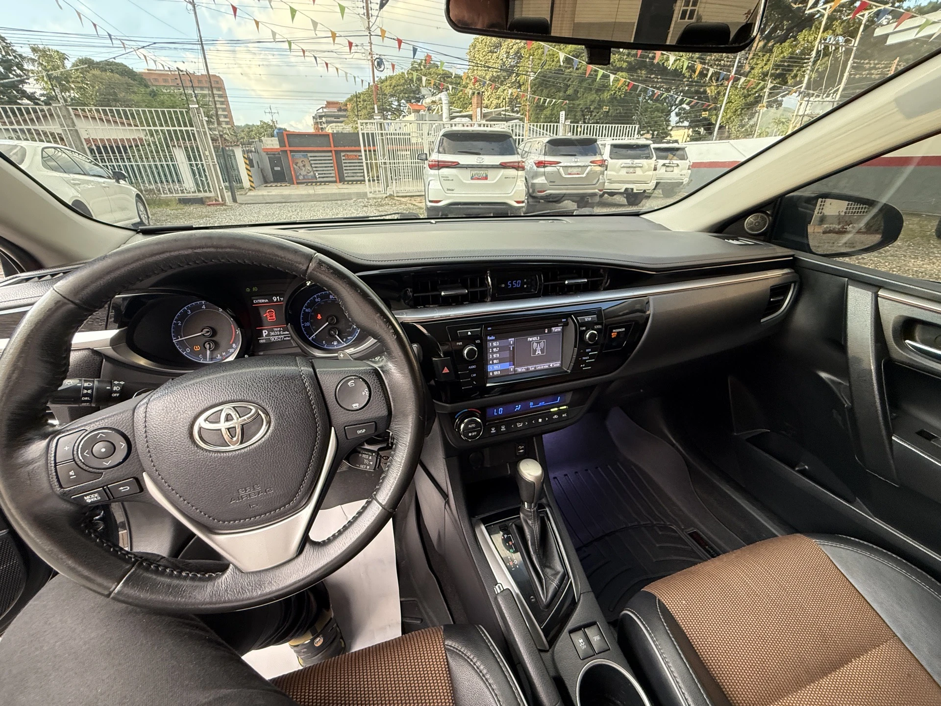 2016 Toyota Corolla OP S — foto 16