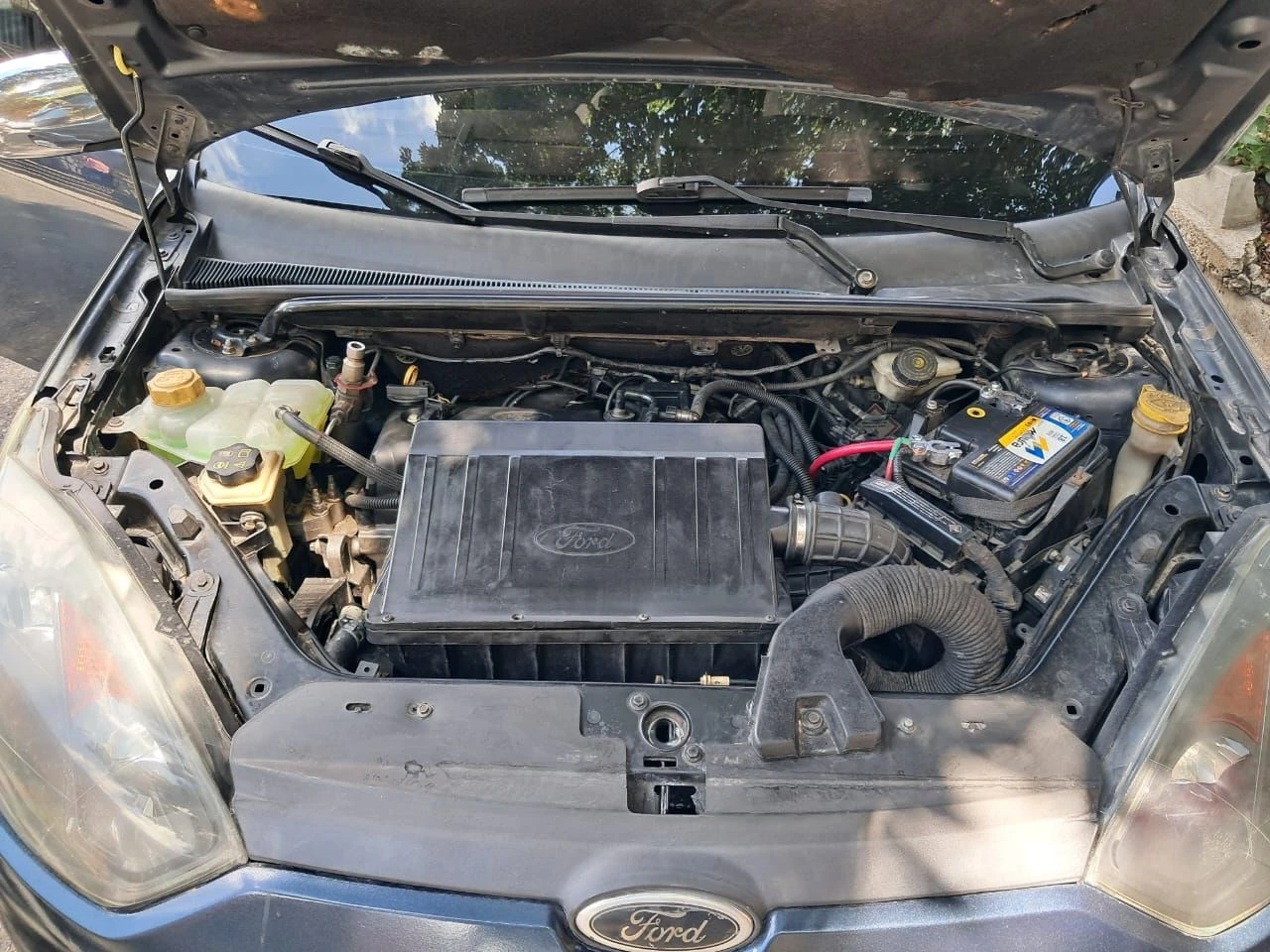 2011 Ford Fiesta — foto 4