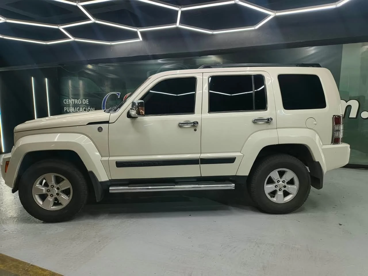 2012 Jeep Cherokee Limited KK 2012 — foto 5