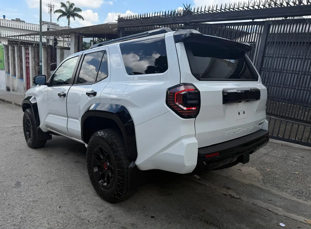 2026 Toyota 4Runner TRD OFF ROAD — foto 4