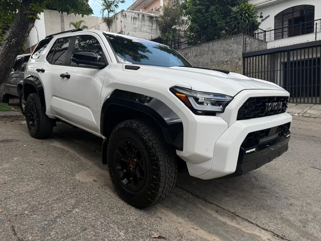 2026 Toyota 4Runner TRD OFF ROAD — foto 12