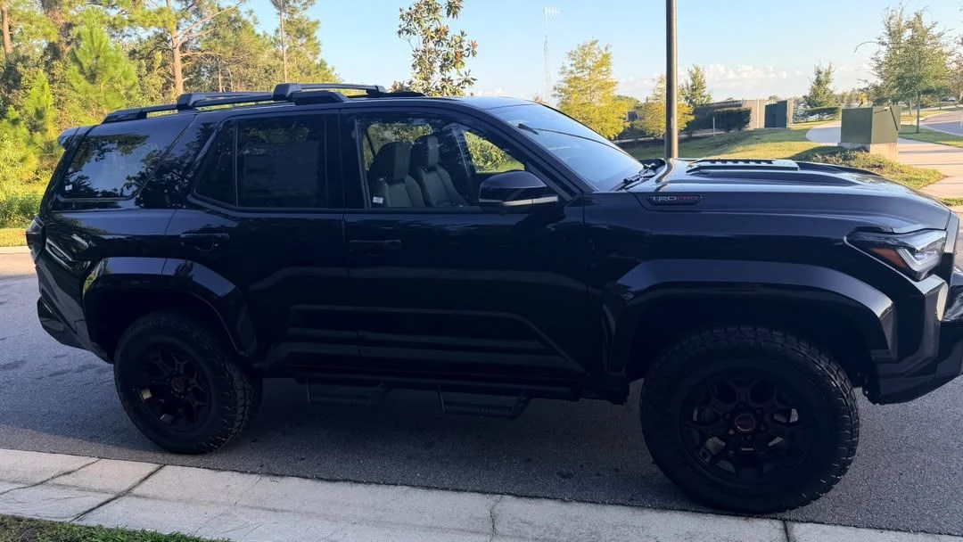 2026 Toyota 4Runner TRD OFF ROAD Black Out — foto 4