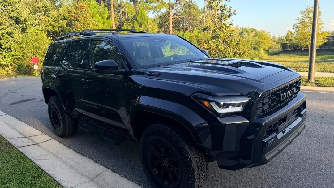 2026 Toyota 4Runner TRD OFF ROAD Black Out — foto 3