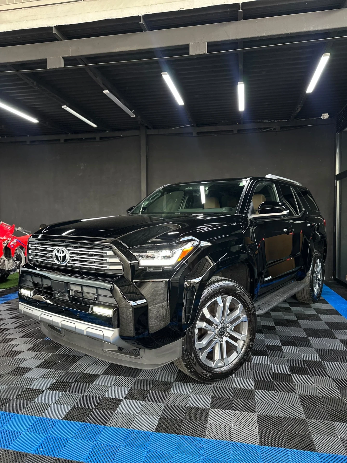 2026 Toyota 4Runner Limited — foto 2