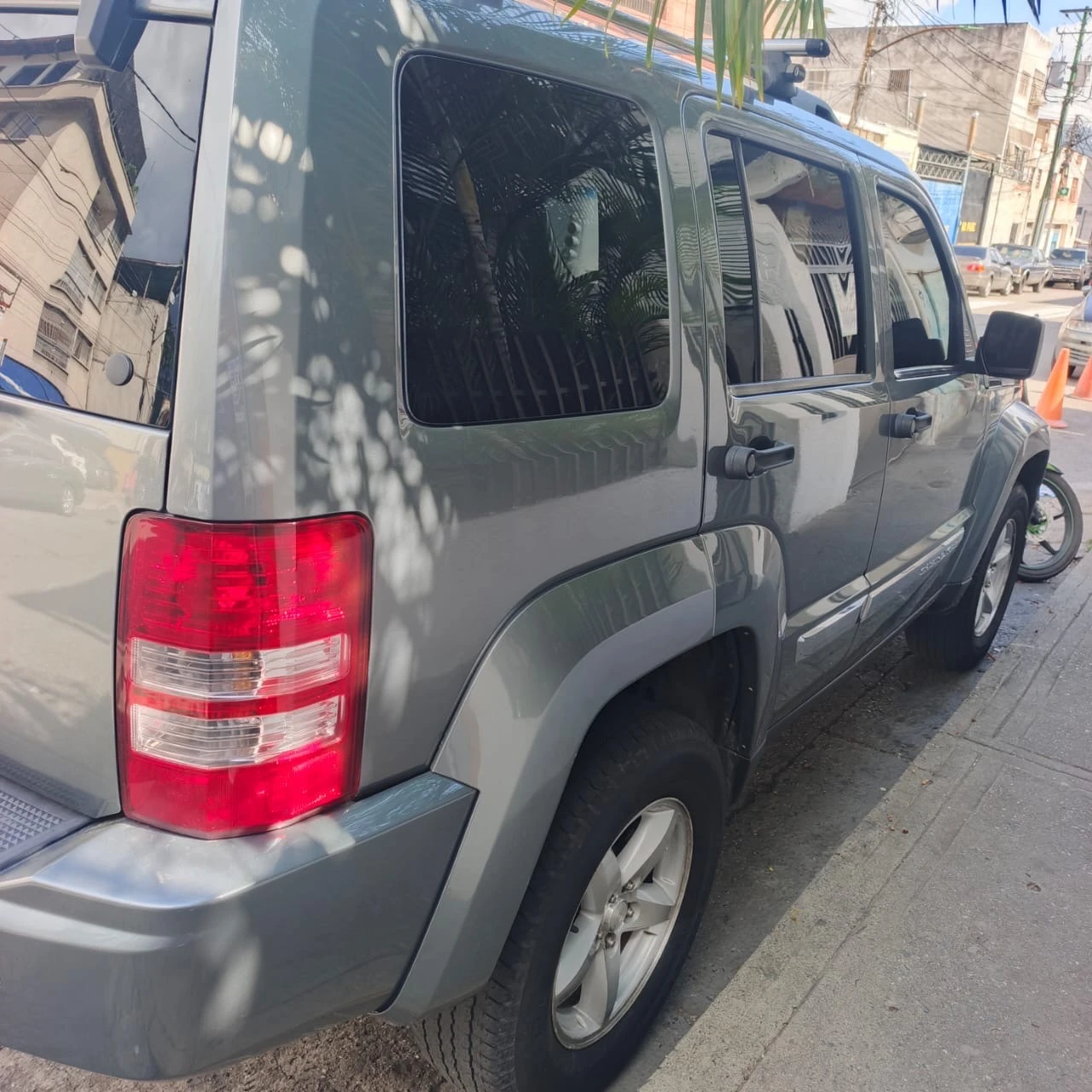 2012 Jeep Cherokee Limited — foto 5