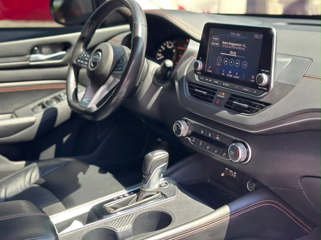 2022 Nissan Altima Sr — foto 4