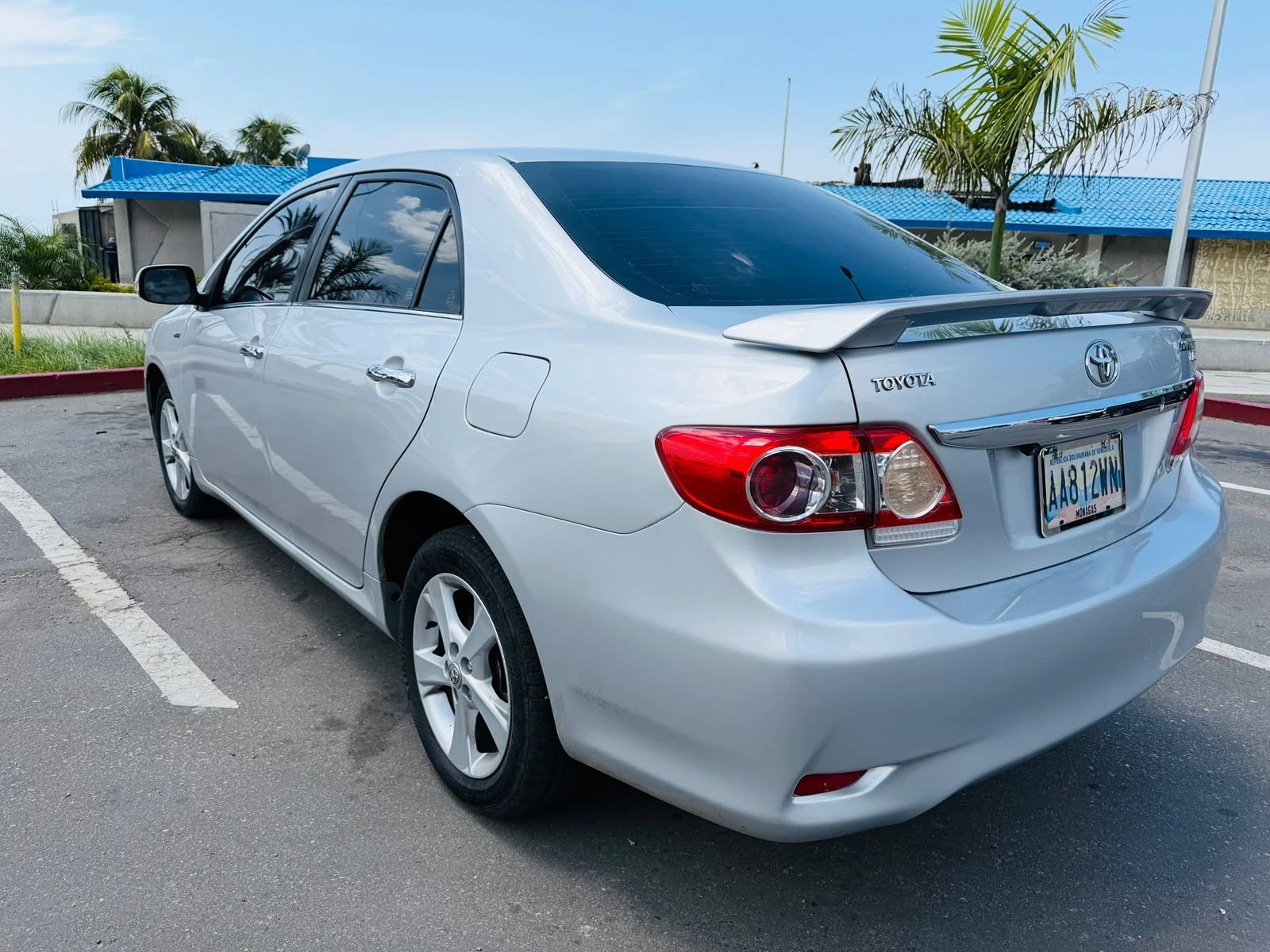 2011 Toyota Corolla Gli — foto 8