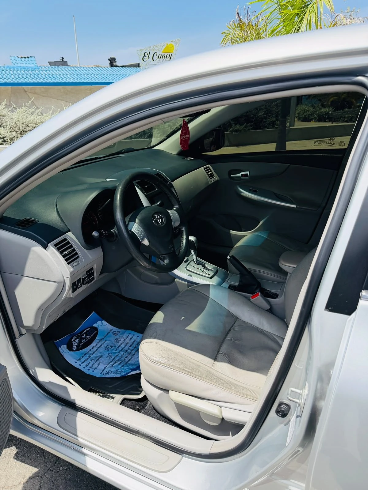 2011 Toyota Corolla Gli — foto 11