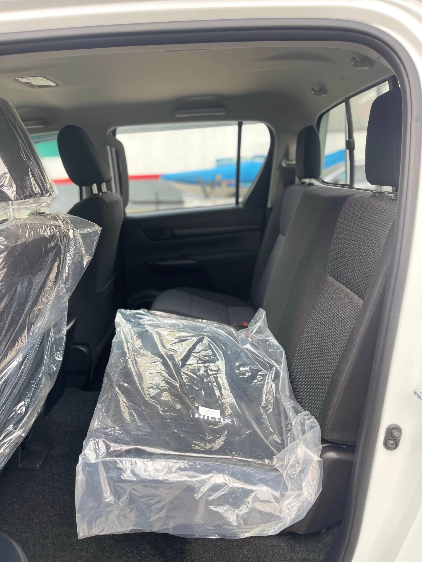 2025 Toyota Hilux 2.7L — foto 9