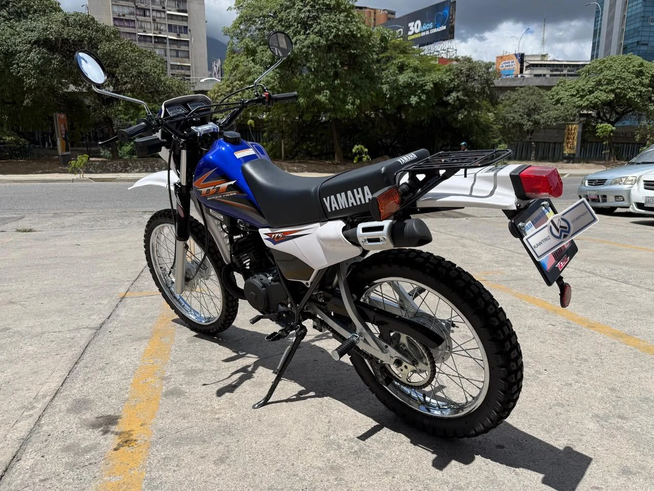 2025 Yamaha DT 175 — foto 3