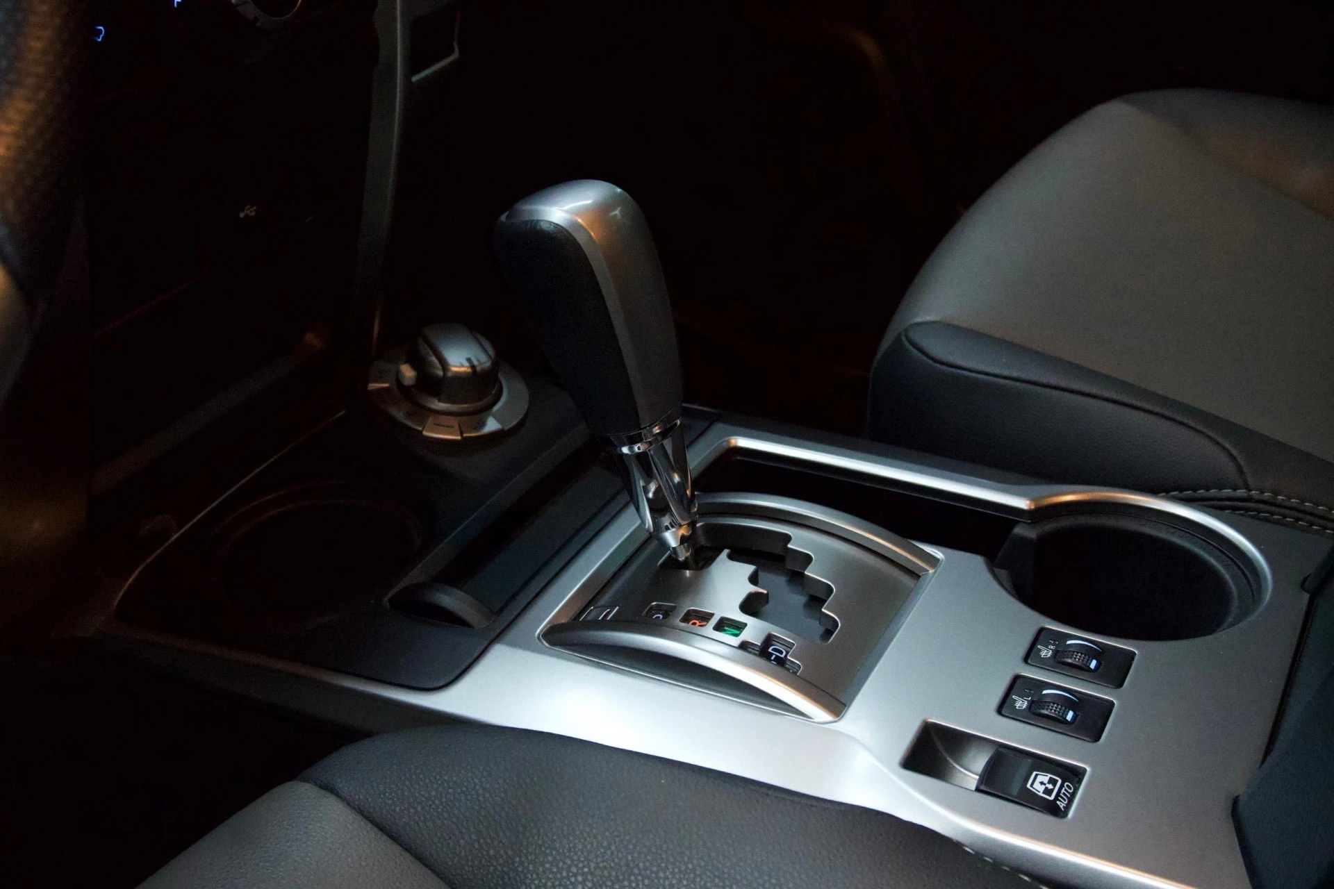 2024 Toyota 4Runner Sr5 — foto 8