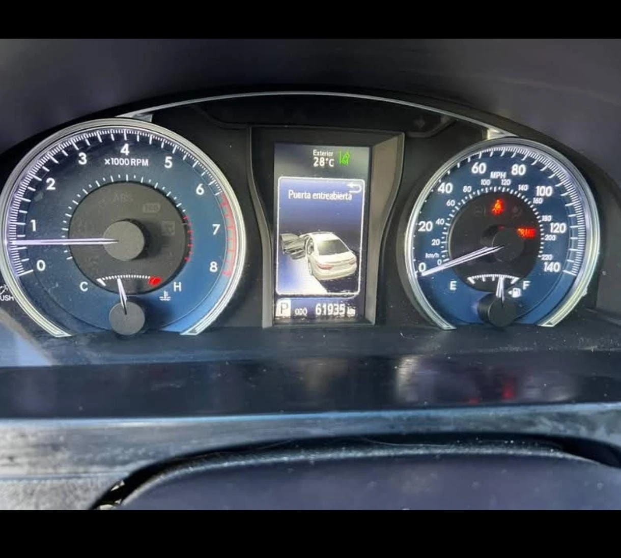 2015 Toyota Camry XSE 6V — foto 7