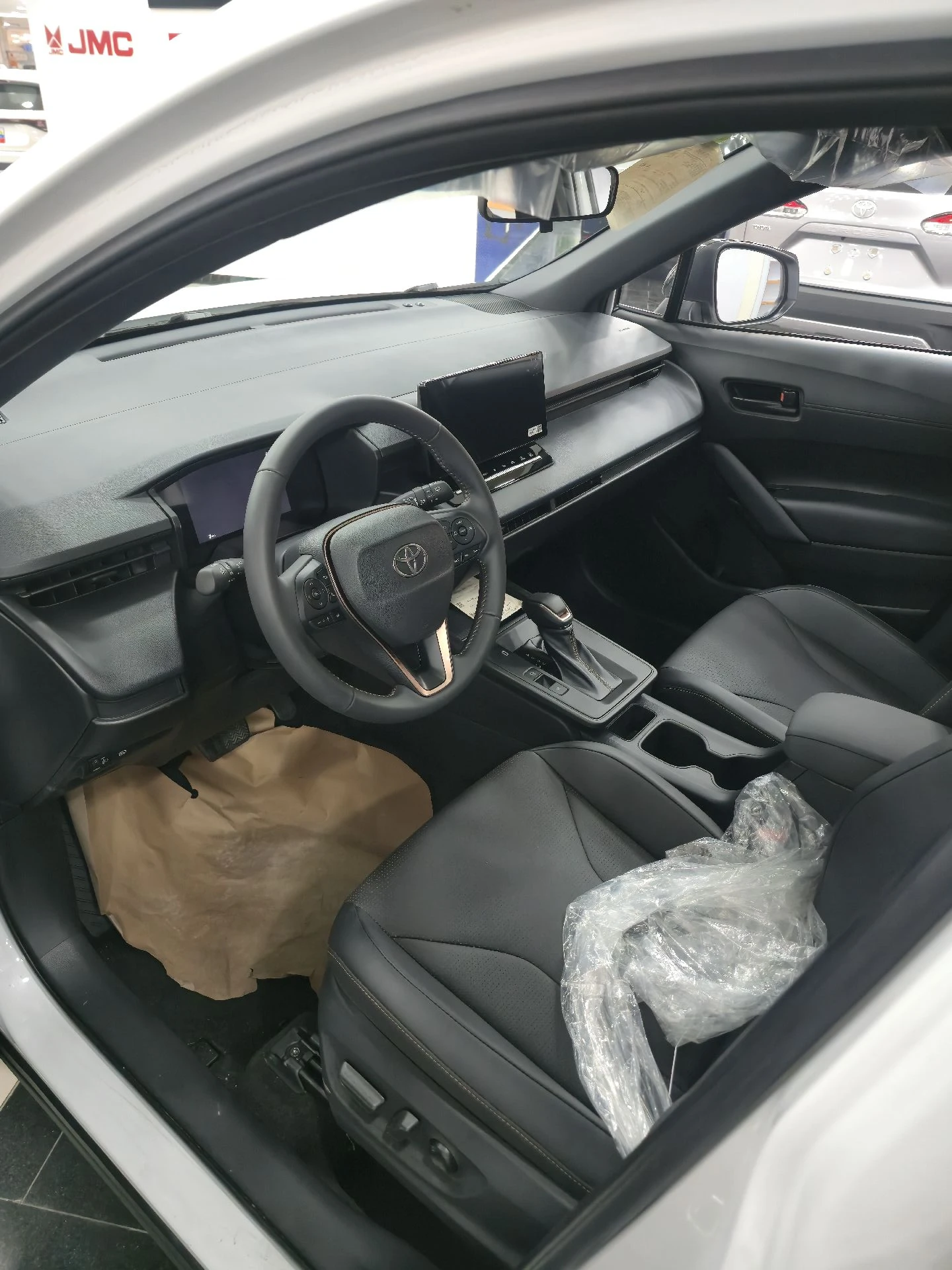2026 Toyota Corolla Cross ELITE — foto 8