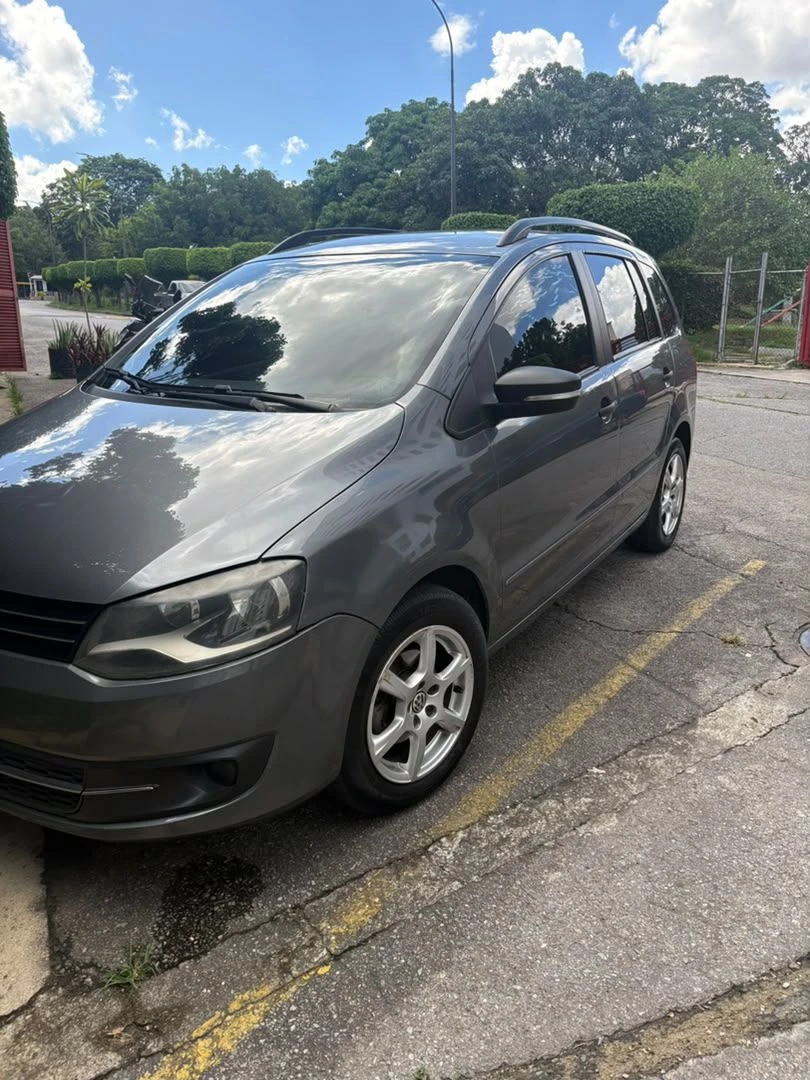 2012 Volkswagen Spacefox — photo 8