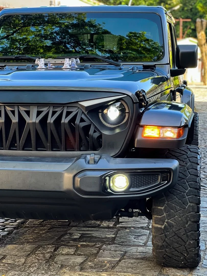 2025 Jeep Gladiator Overland Angry Face — photo 12