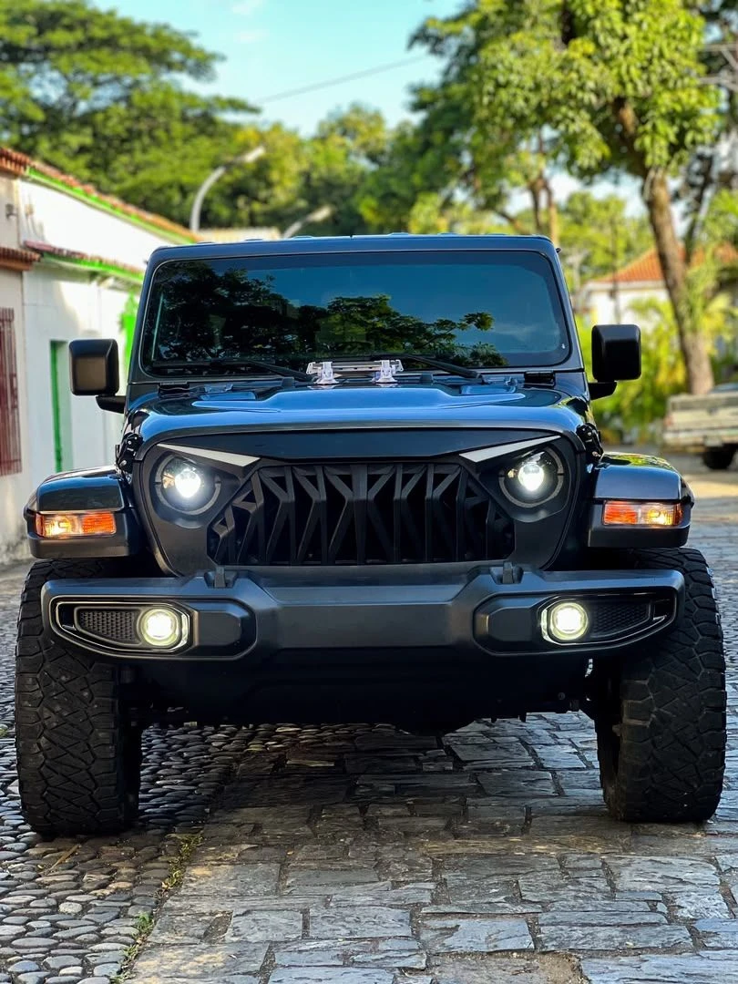 2025 Jeep Gladiator Overland Angry Face — photo 15