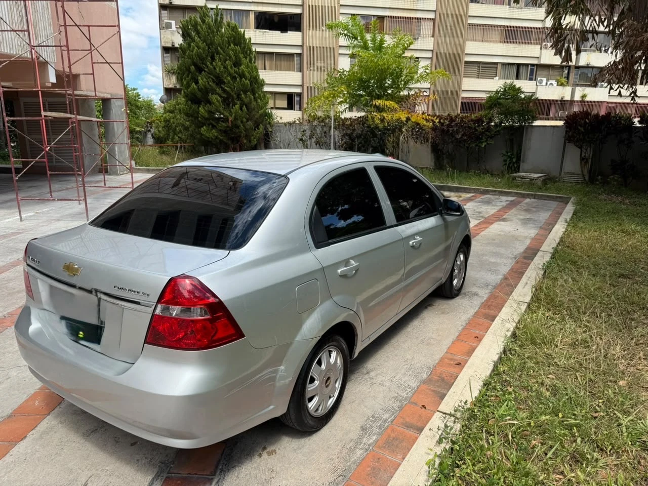 2011 Chevrolet Aveo — photo 5