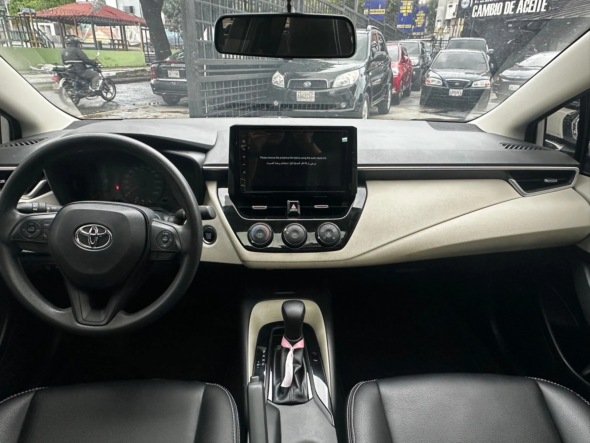 2024 Toyota Corolla EXECUTIVE — photo 2