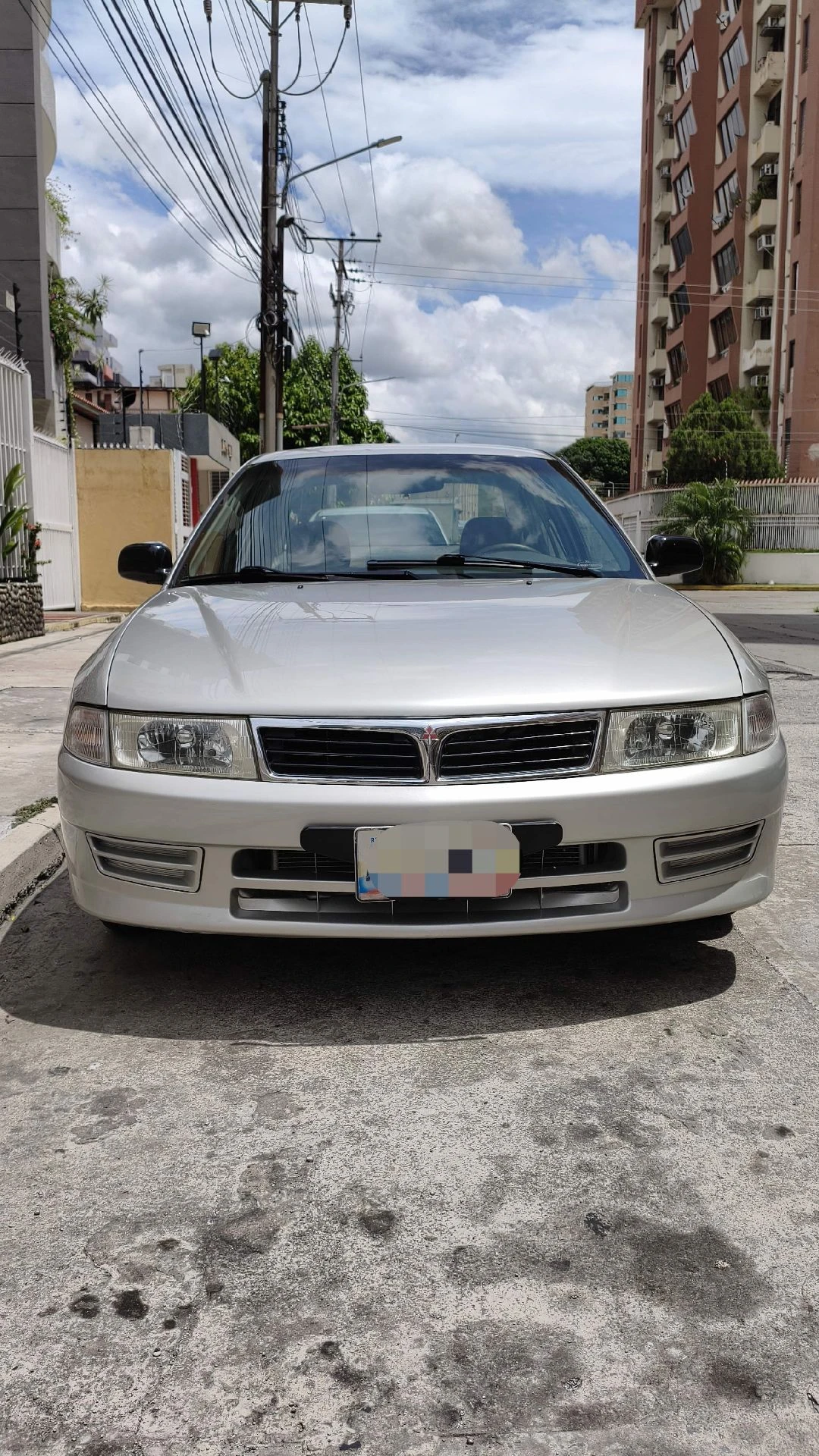2008 Mitsubishi Lancer Premium — photo 2