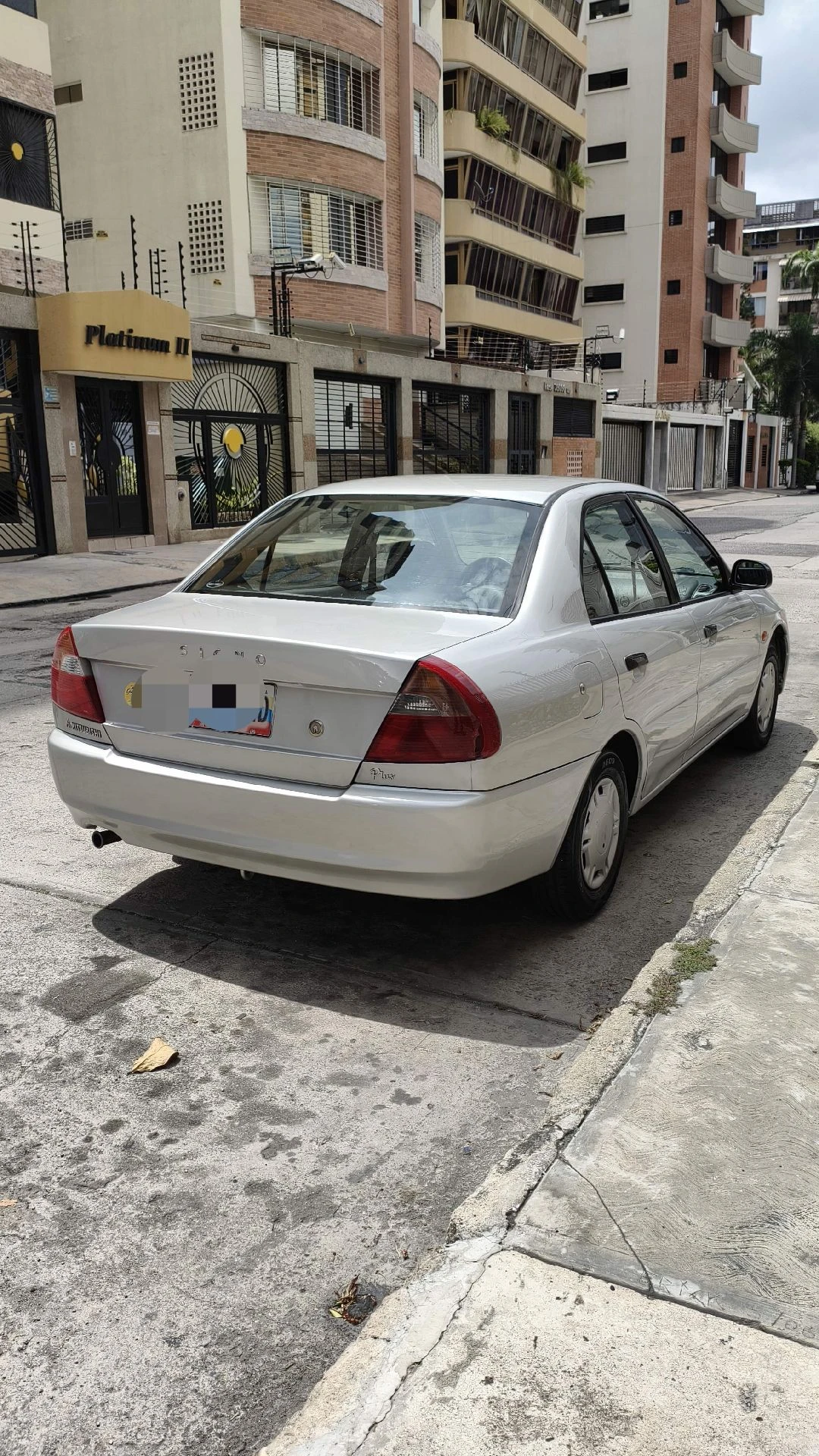 2008 Mitsubishi Lancer Premium — photo 7