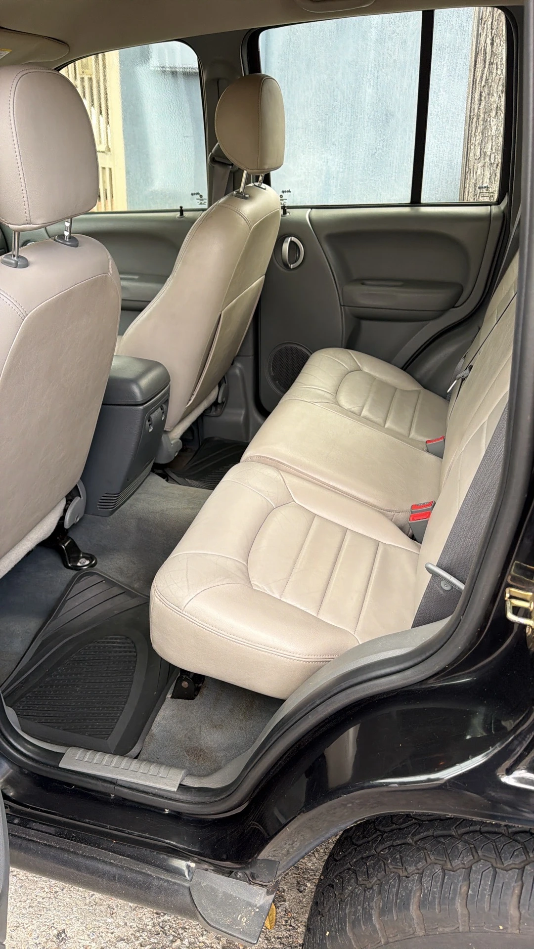 2006 Jeep Liberty LE — photo 5