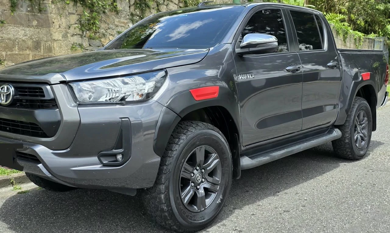 2023 Toyota Hilux 2.8L Turbo Diésel SR 4x4 — photo 5