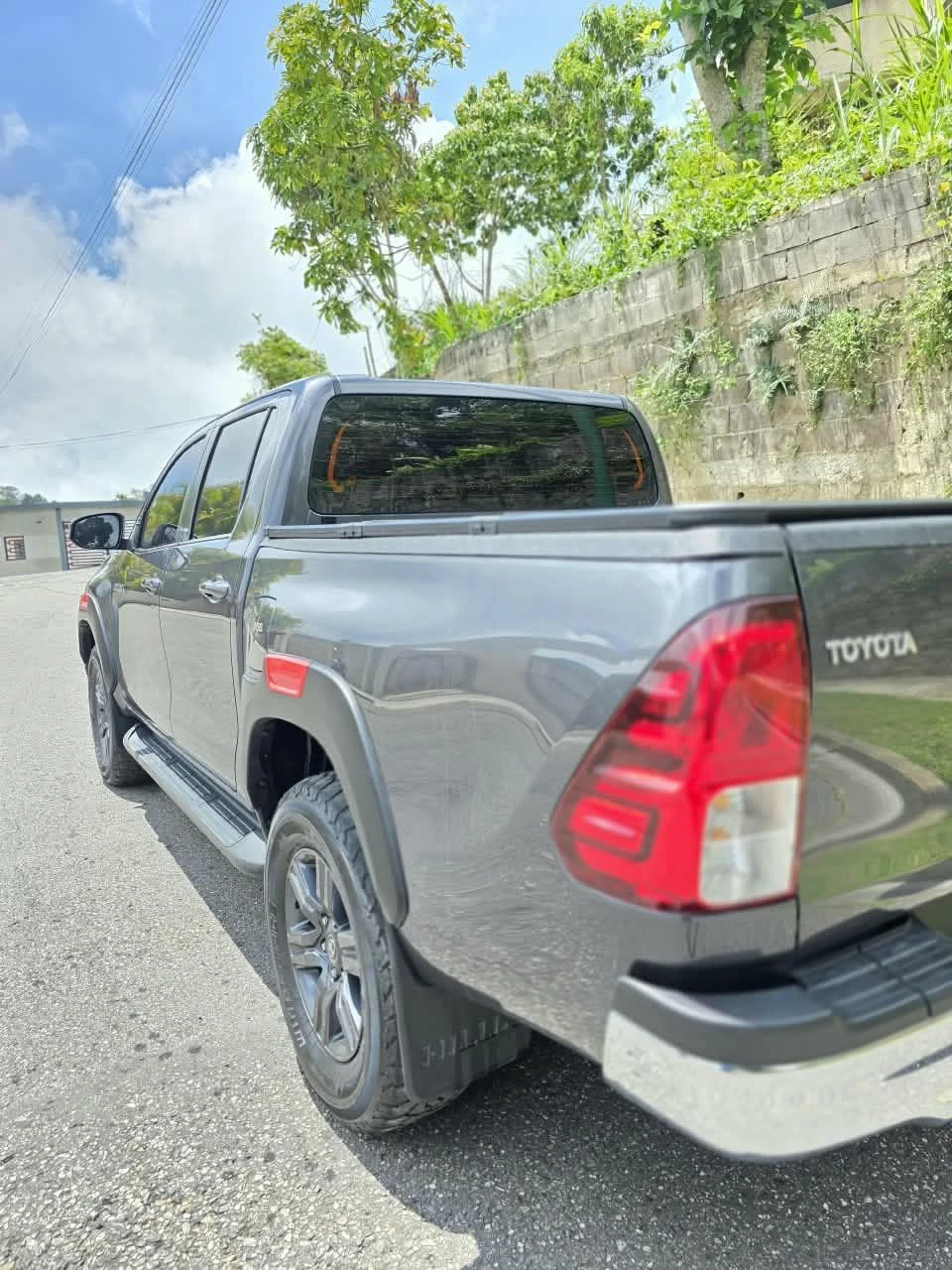 2023 Toyota Hilux 2.8L Turbo Diésel SR 4x4 — photo 7