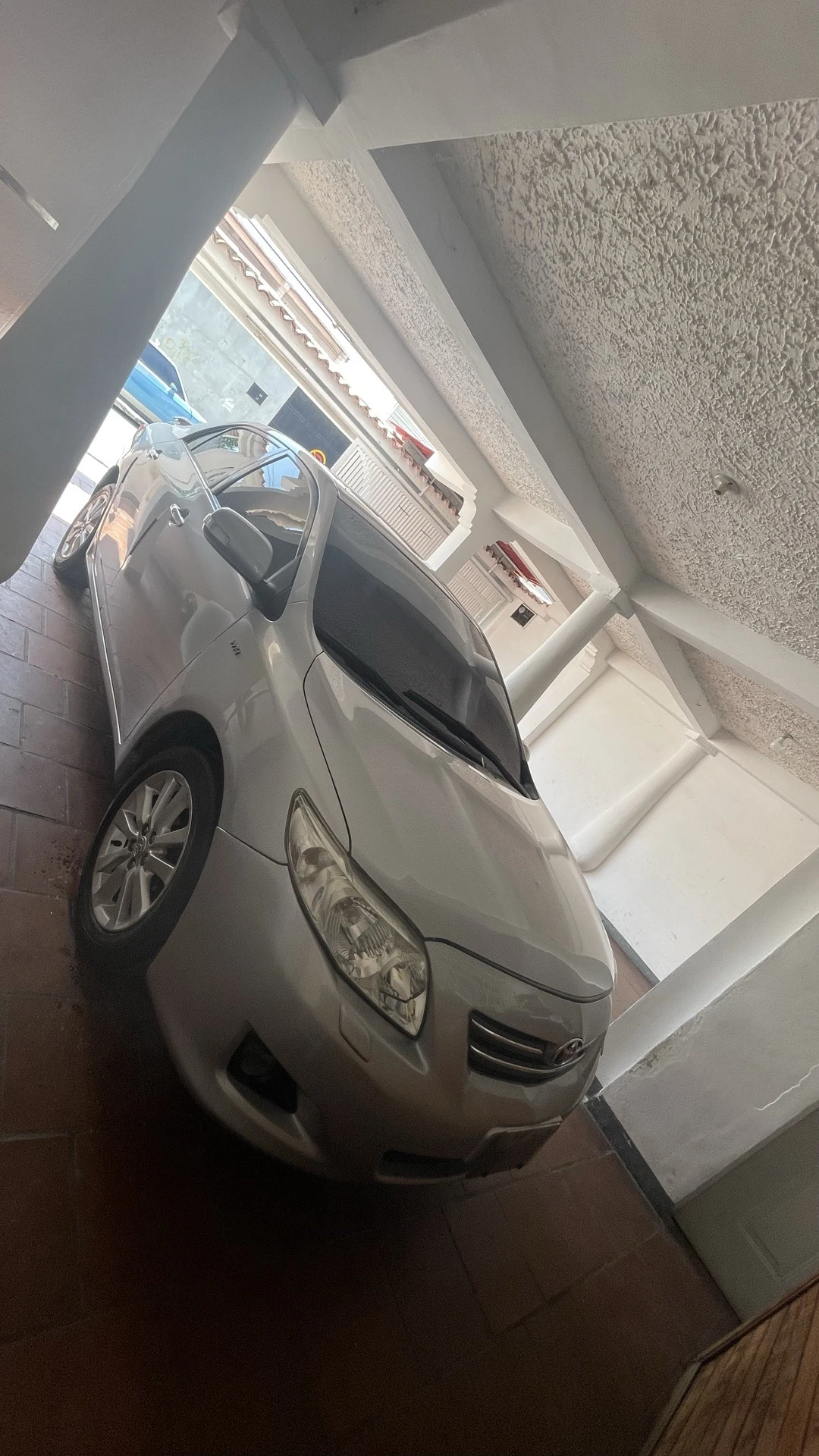 2010 Toyota Corolla Gli — photo 3