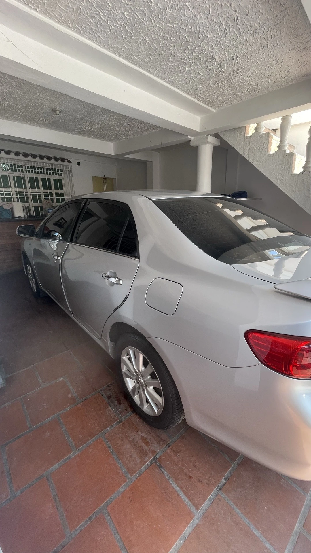 2010 Toyota Corolla Gli — photo 5