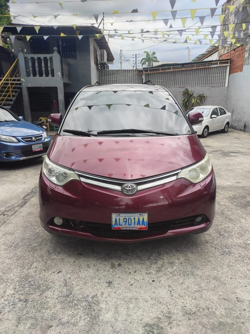 2007 Toyota Previa Premium — photo 2