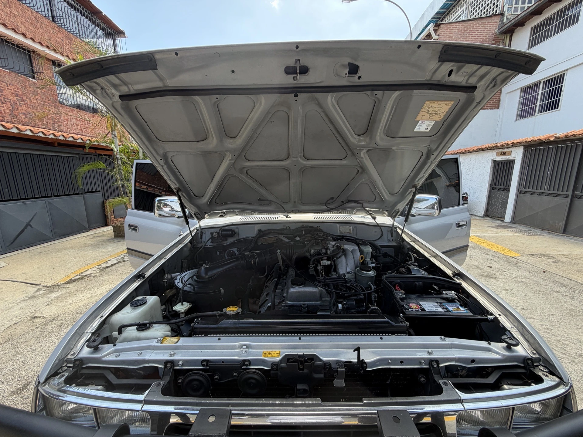 2006 Toyota Autana — photo 5