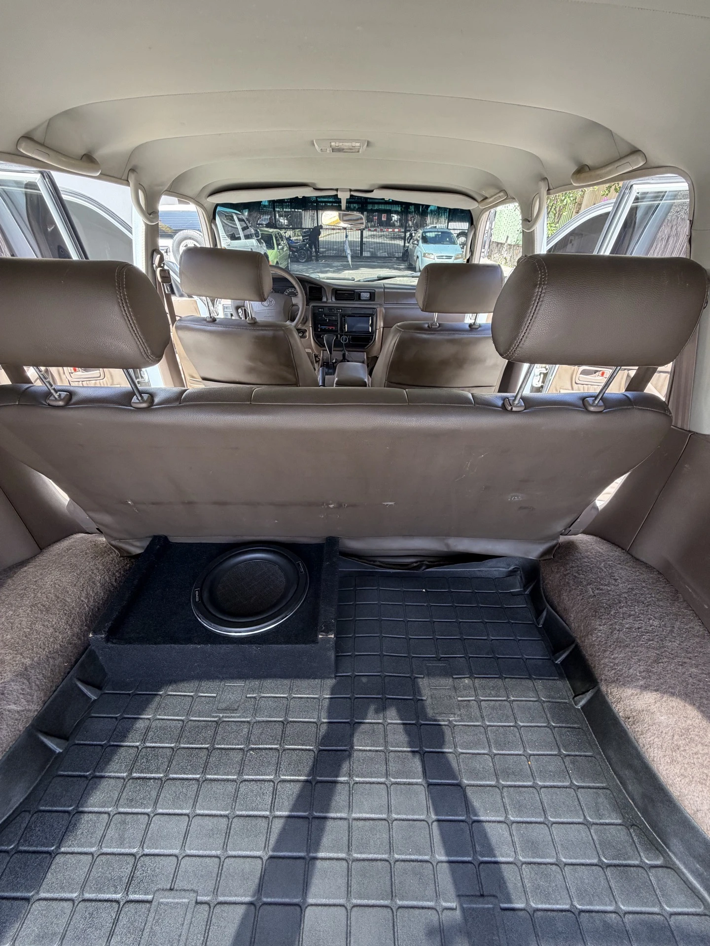 2006 Toyota Autana — photo 15