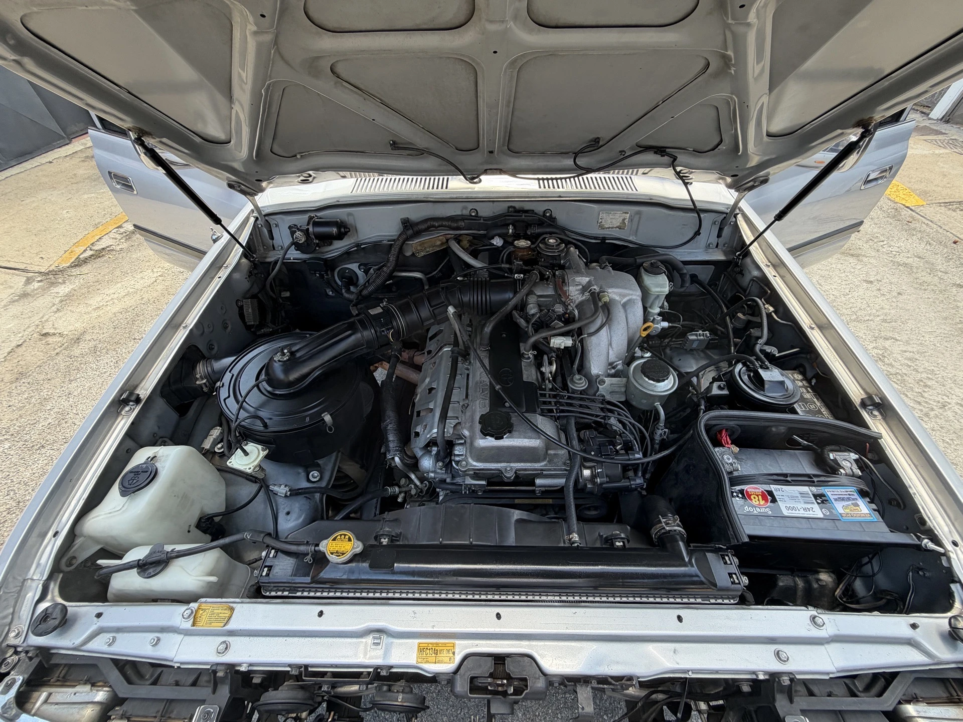2006 Toyota Autana — photo 25
