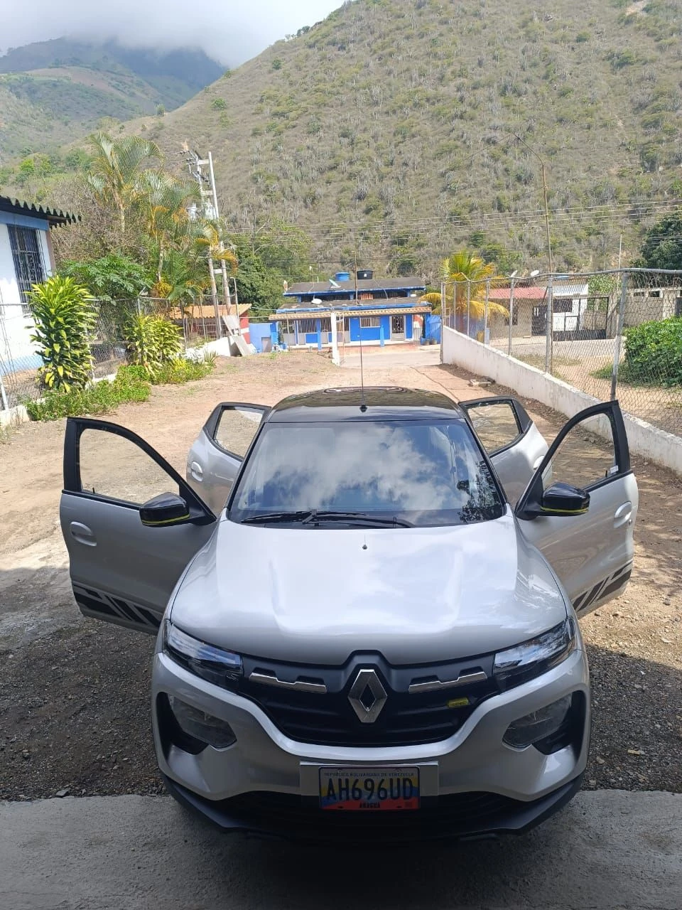 2025 Renault Kwid Premiun — photo 3