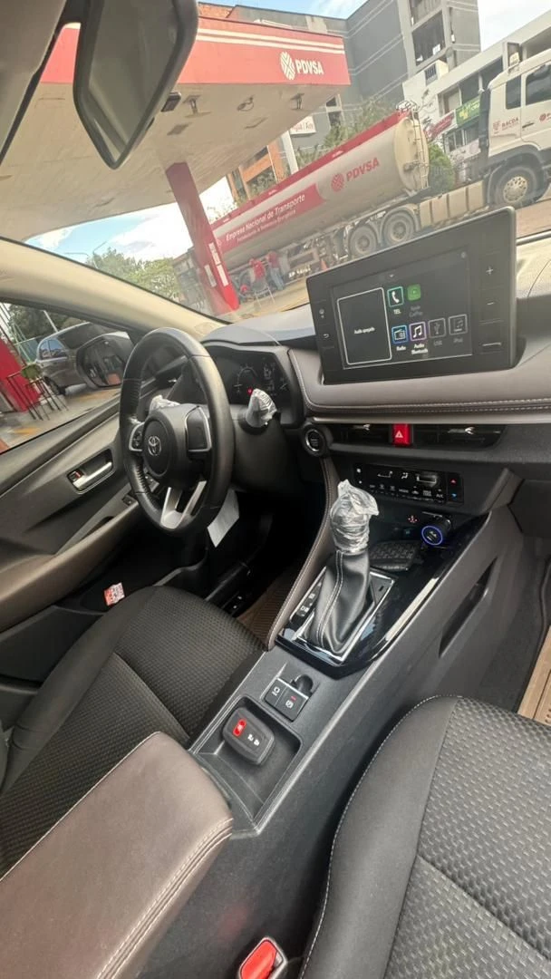 2023 Toyota Yaris Yaris E — photo 4