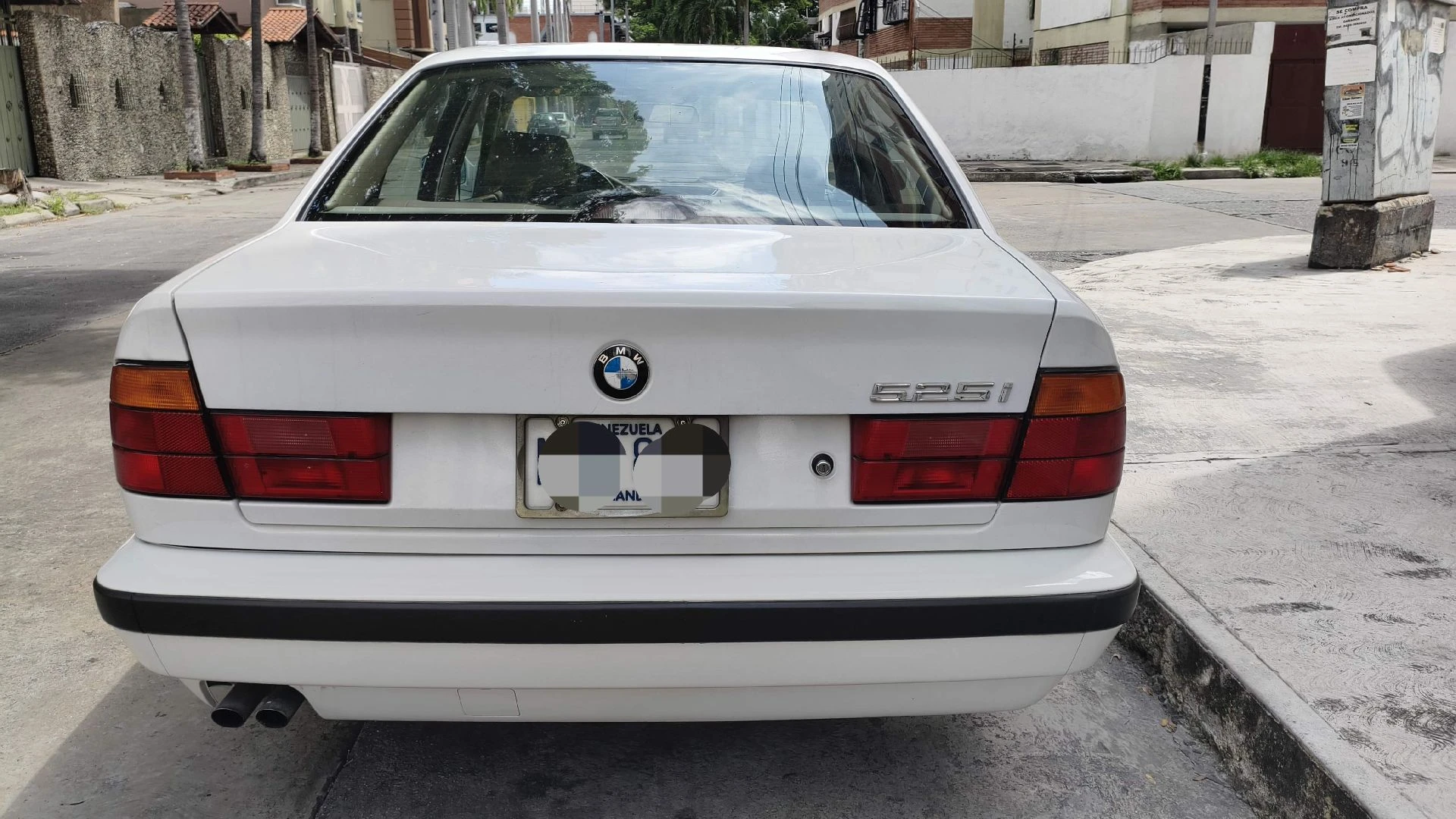 1993 BMW 528i Premium — photo 6