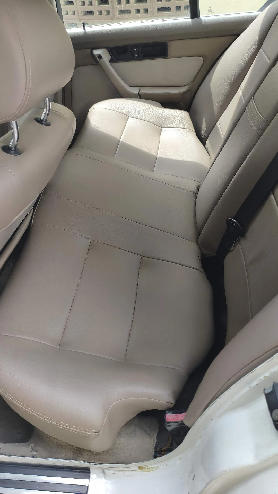1993 BMW 528i Premium — photo 13