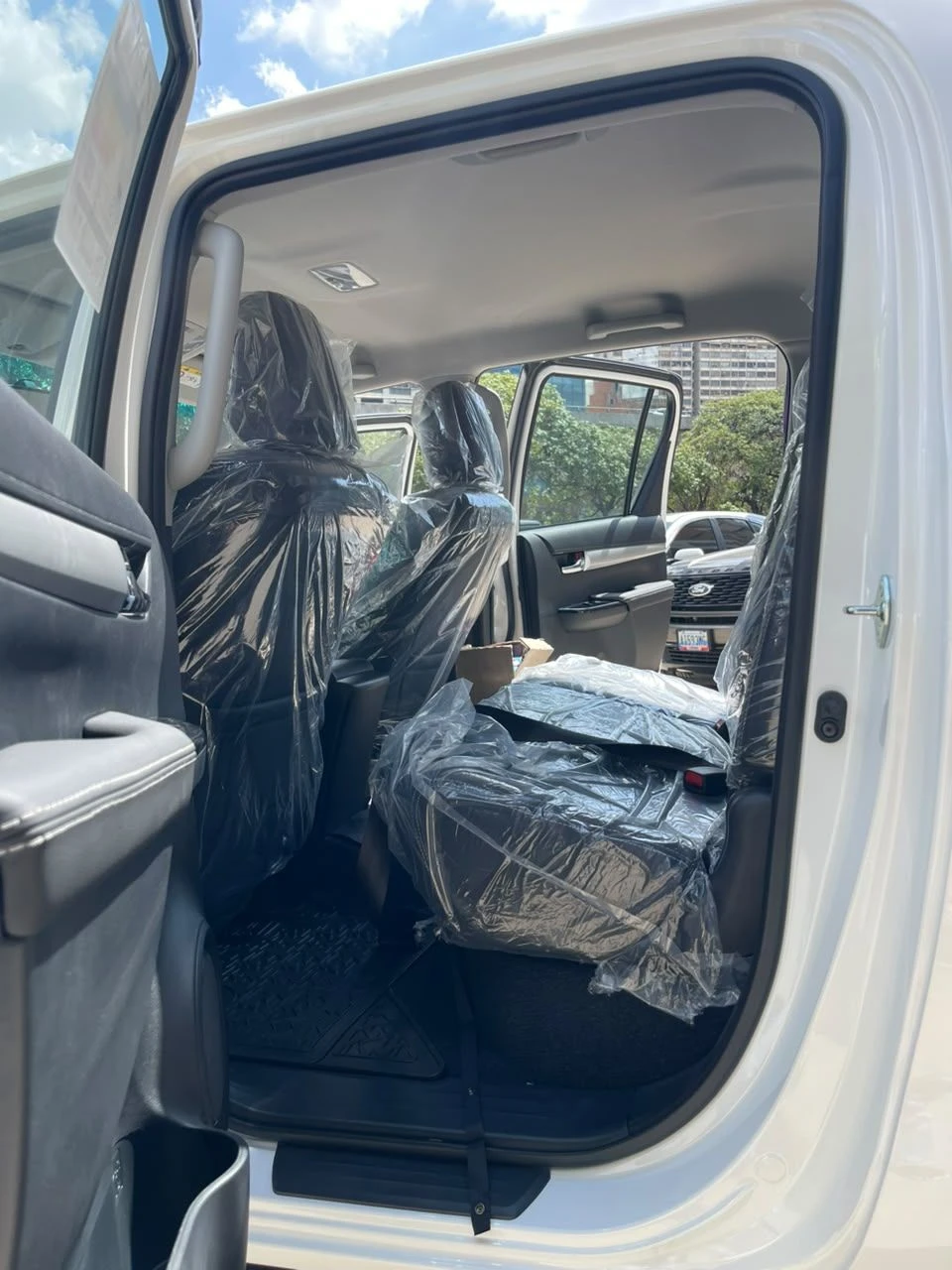 2026 Toyota Hilux SR5 4x4 Sincronica — photo 7
