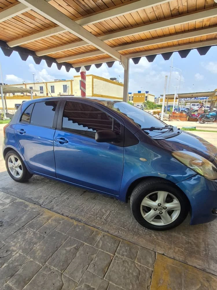 2006 Toyota Yaris 5 PUERTAS — photo 3