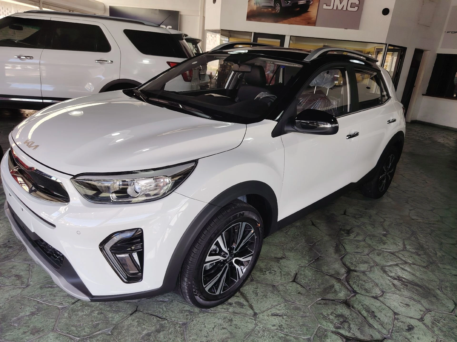 2026 Kia KX1 — photo 2
