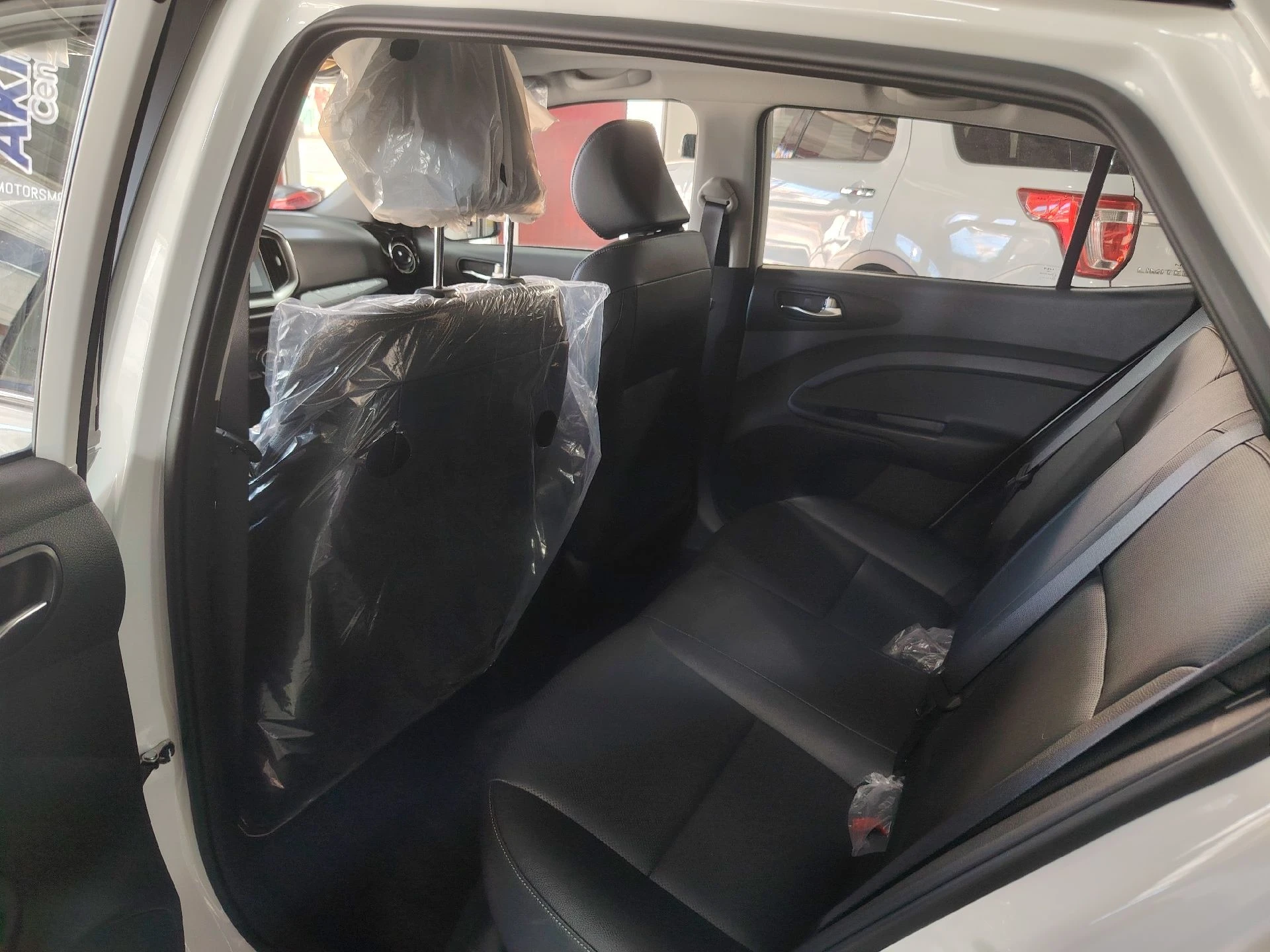 2026 Kia KX1 — photo 5
