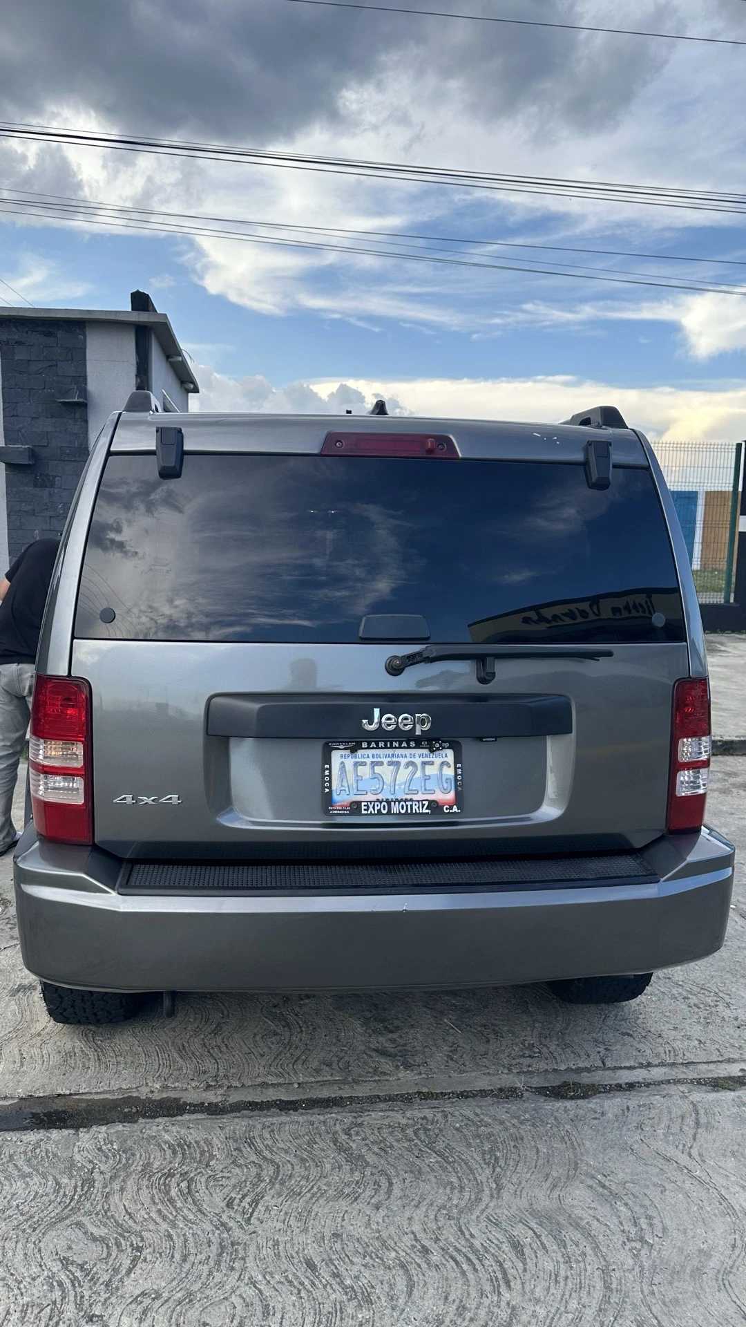 2012 Jeep Cherokee Sport 4x4 — photo 5